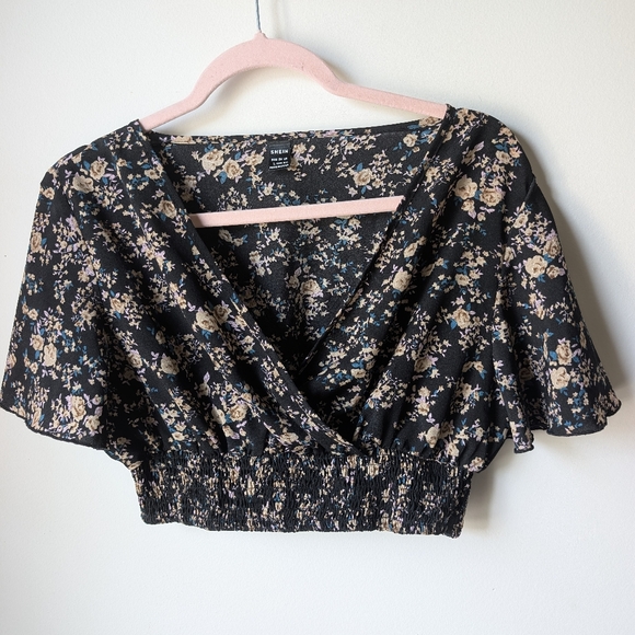 SHEIN Tops - Shein Floral Faux Wrap Crop Top Size Large